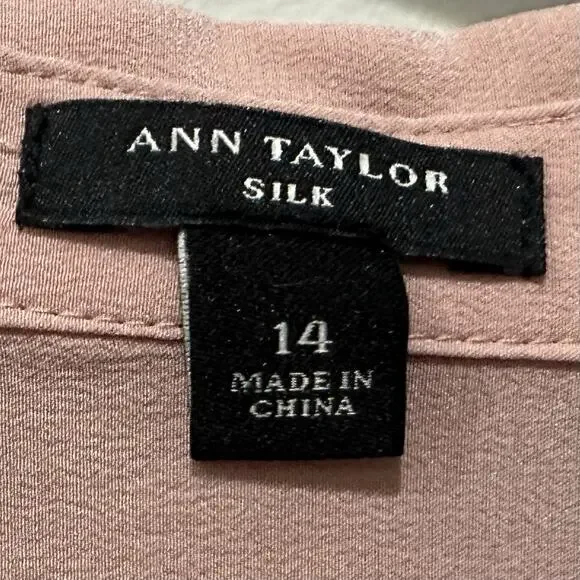 Ann Taylor Pink Mauve 100% Silk Long Sleeve‎ V Neck Blouse Womens Size 14 - Picture 3 of 6